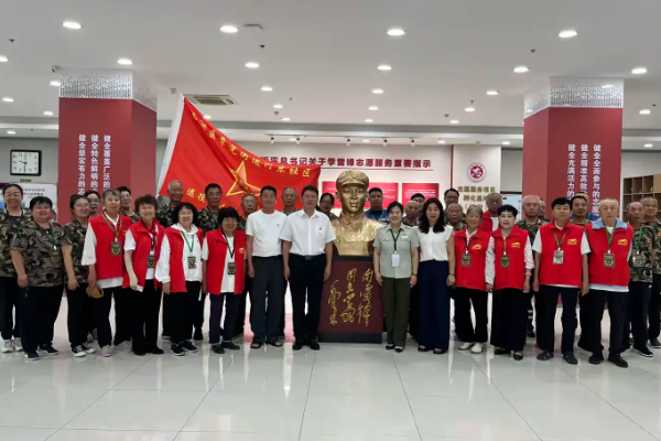 “志愿紅耀八一，情系 *** 可愛的人”——東洲區(qū)章黨街道河?xùn)|社區(qū)慶八一主題活動